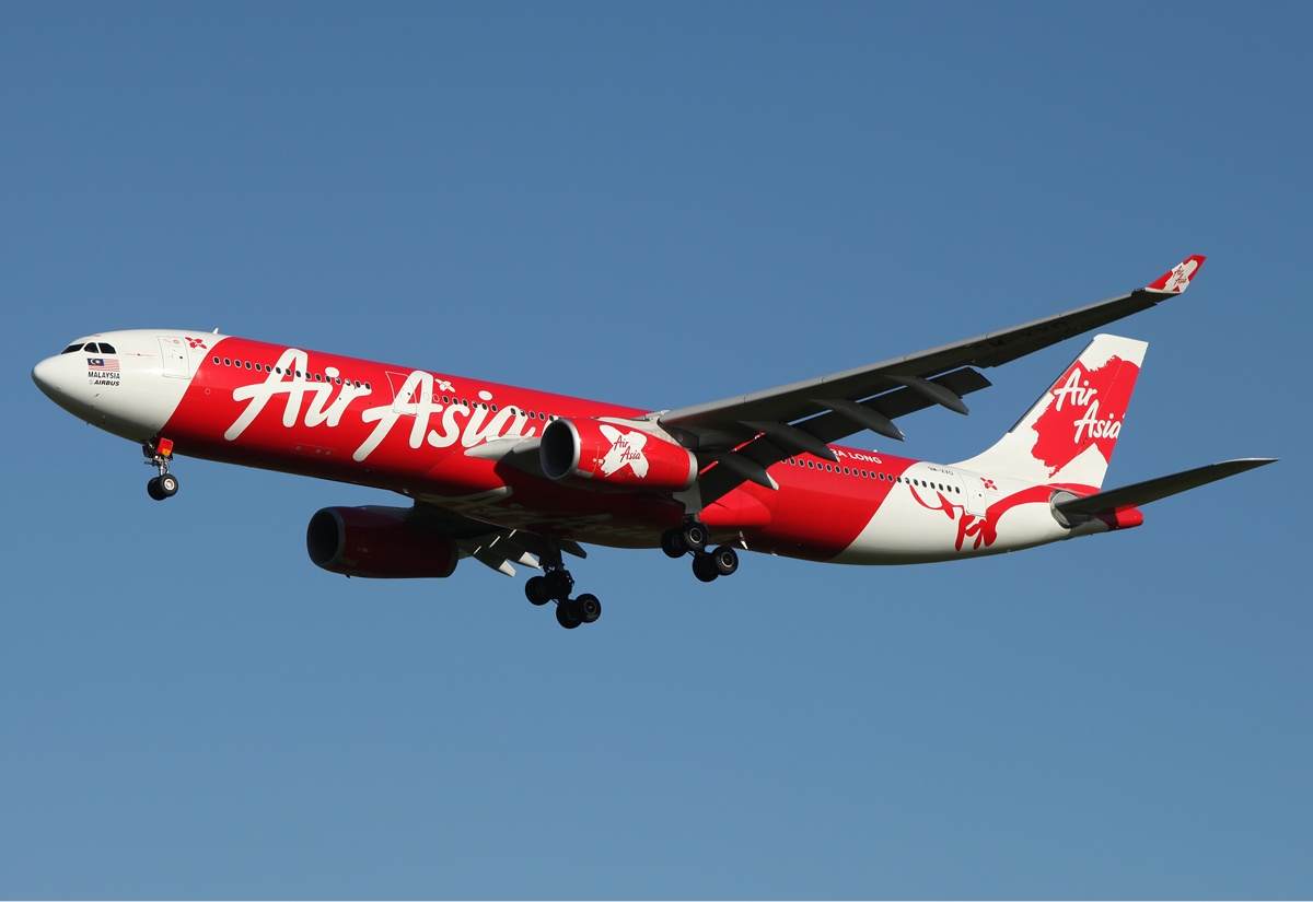 Air_Asia_X_Airbus_A330-300_MEL_Zhao