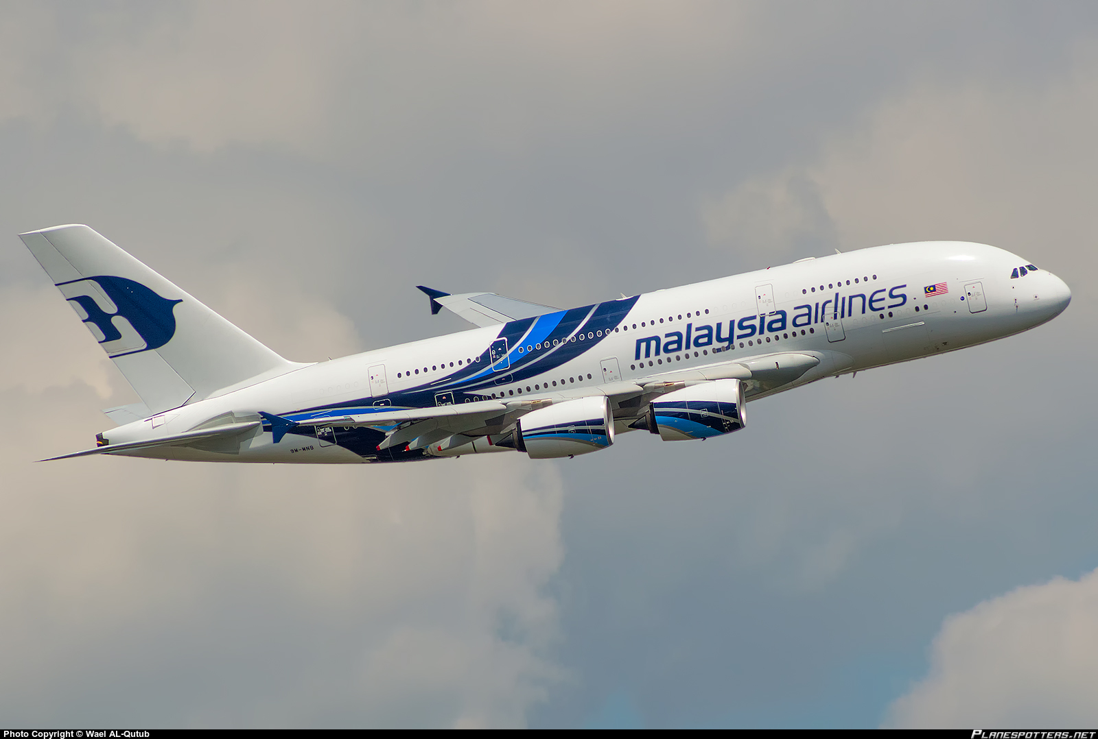 9m-mnb-malaysia-airlines-airbus-a380-841_PlanespottersNet_480707