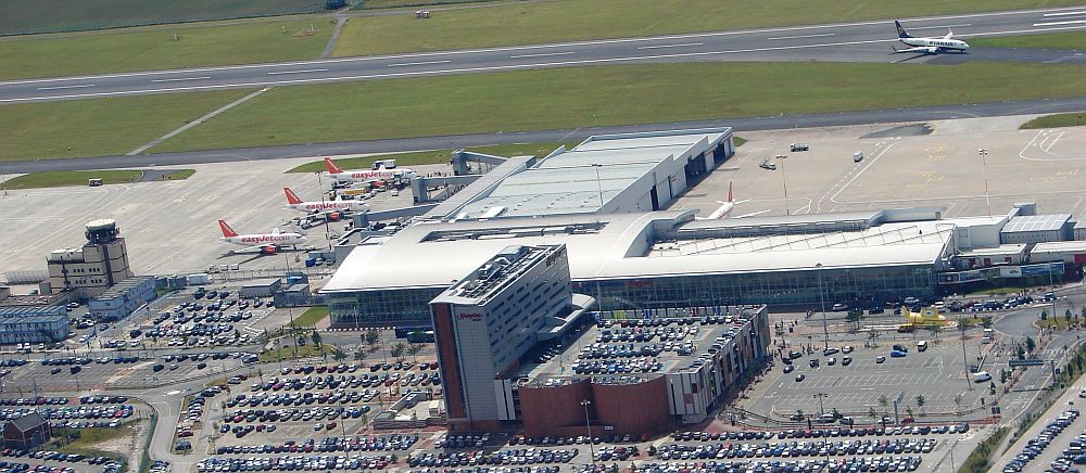 Breaking Liverpool John Lennon Airport Evacuated Airlive Breaking Liverpool John Lennon Airport Evacuated Airlive
