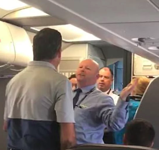 american airlines damaged stroller