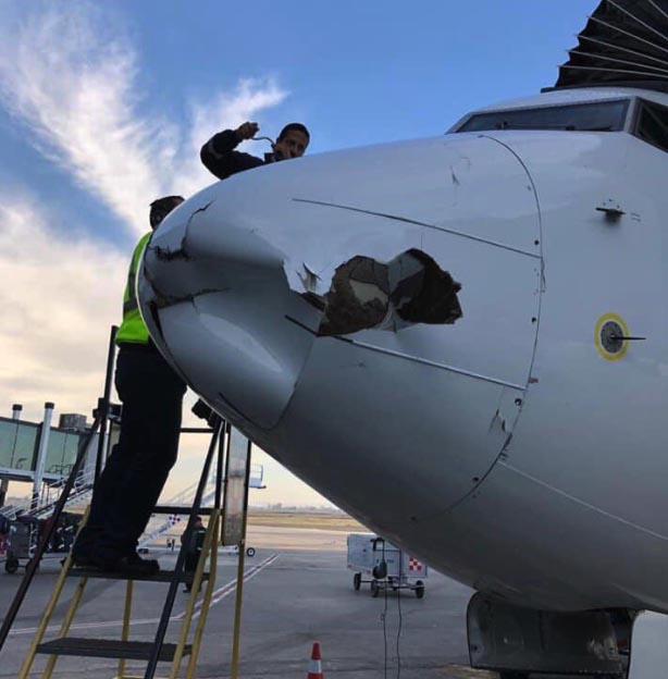 Aeromexico-Boeing-737-800-sustained-serious-damage-to-its-radome2.jpg