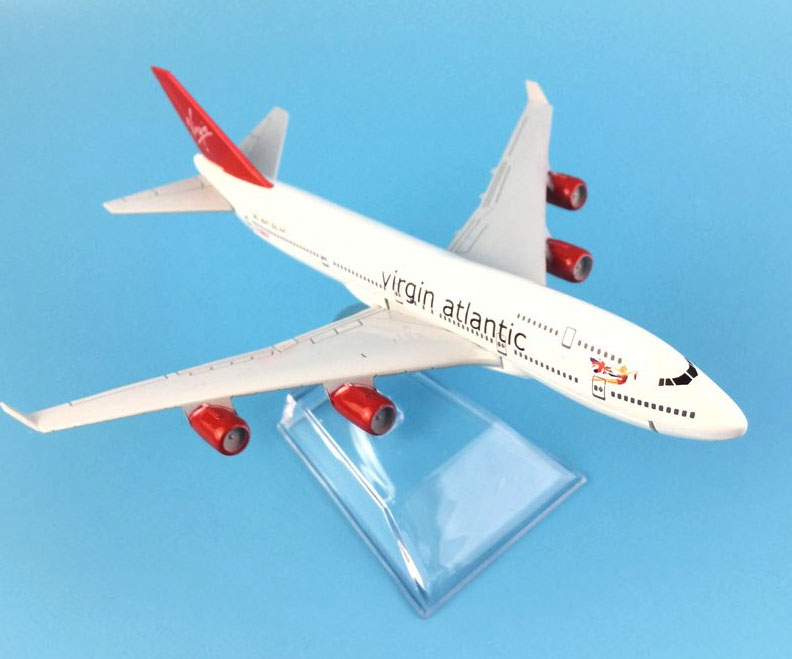 boeing 747 toy airplane