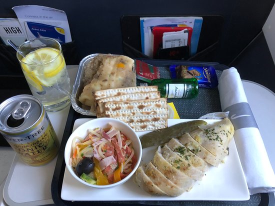 Emirates to produce kosher meals as the airline to start flying to Tel